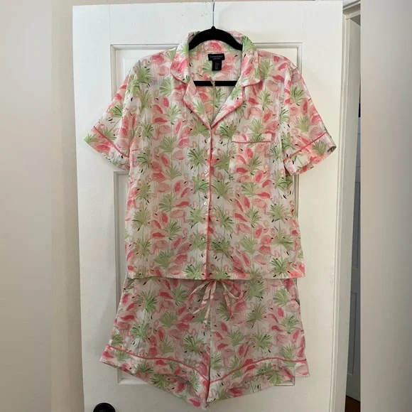 Cynthia Rowley Flamingo Palm Pajama Set Short Sleeve Shorts in Pink and Green - Picture 1 of 9